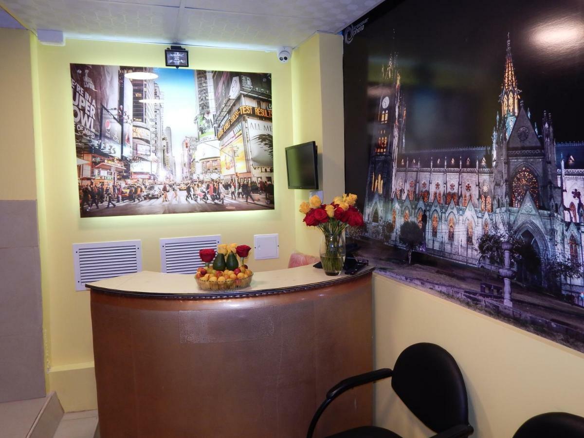 Olympus Plaza Hotel Quito Buitenkant foto